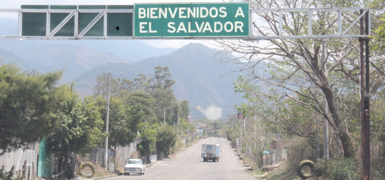 Boarder El Salvador