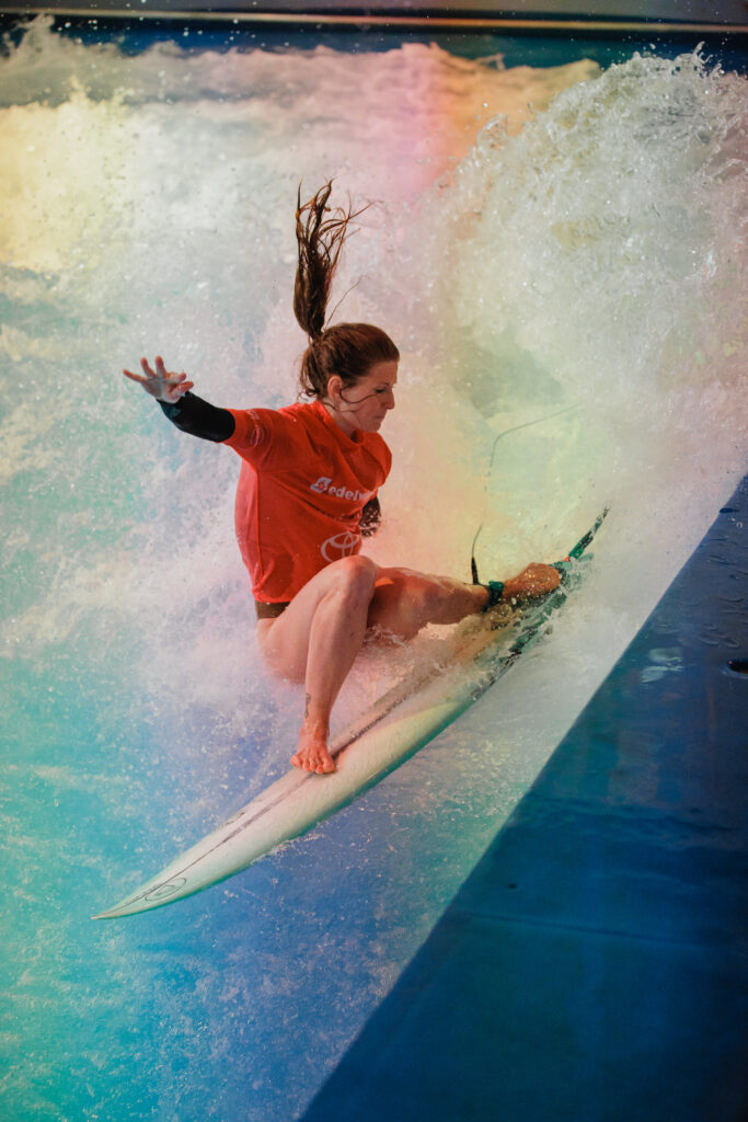 Livia Fürst an der Edelweiss Surf Tour